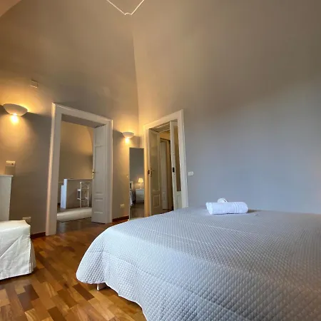 Suite 261 - Cozy Apartment In The Center Of Bari Apartman Bari