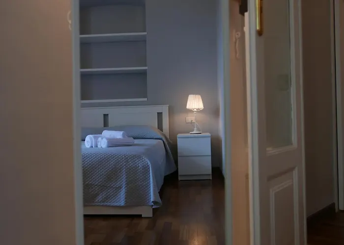 261 - Intero Nel Centro Di Bari